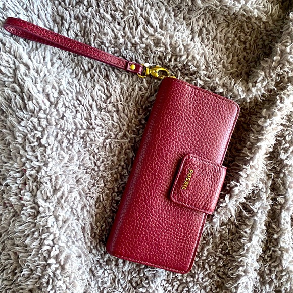 Fossil Other - Fossil wallet. Like new.
